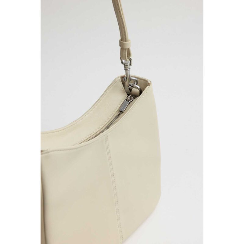 Yu Mei Joan Bag image number 3